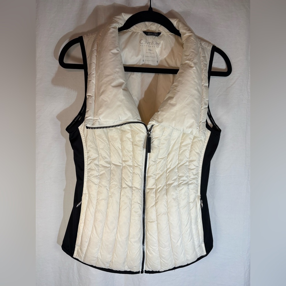 Calvin Klein Performance Vest Ivory Down Women’s Small - Picture 2 of 9